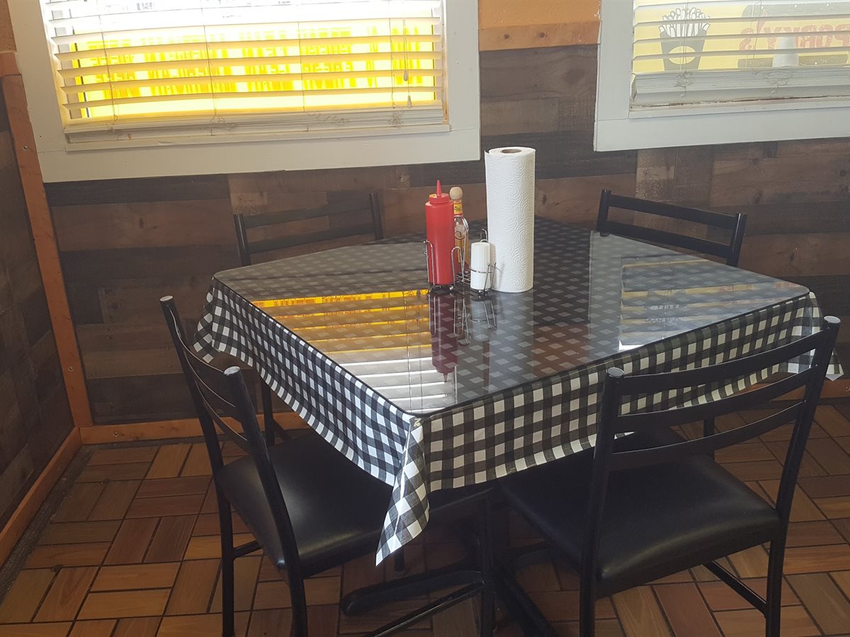 Porky’s Burgers & Wings